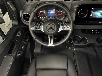 2026 Mercedes-Benz Sprinter 2500 Standard Roof I4 Diesel HO 144 AWD