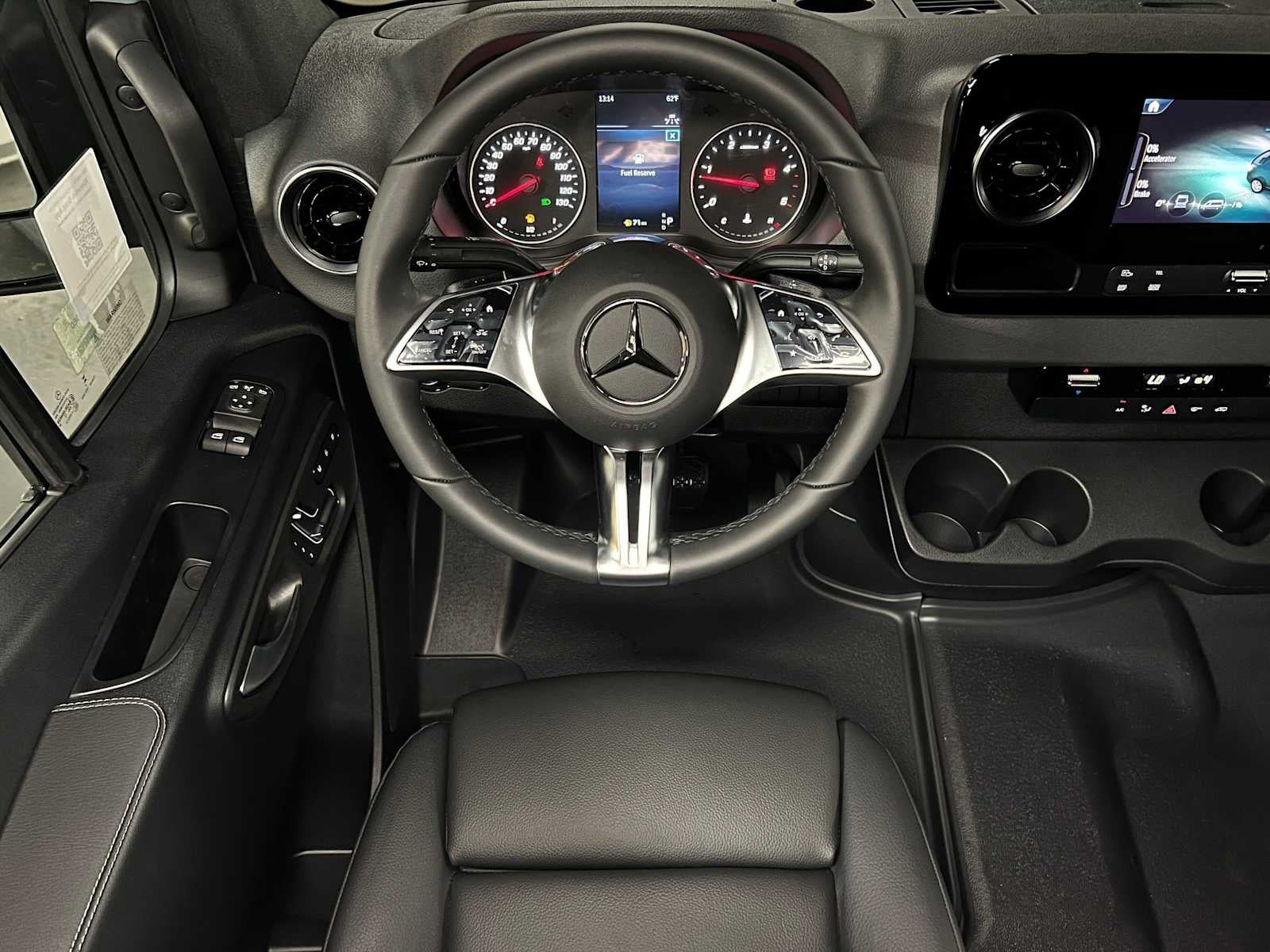 2026 Mercedes-Benz Sprinter 2500 Standard Roof I4 Diesel HO 144 AWD