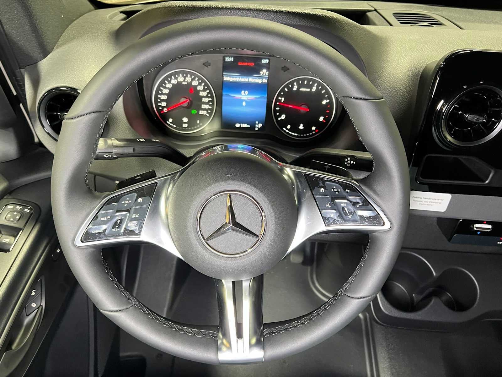 2027 Mercedes-Benz Sprinter Cargo 2500 Standard Roof I4 Diesel HO 144 AWD