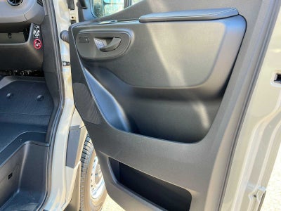 2027 Mercedes-Benz Sprinter Cargo 2500 Standard Roof I4 Diesel HO 144 AWD