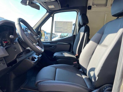 2027 Mercedes-Benz Sprinter Cargo 2500 Standard Roof I4 Diesel HO 144 AWD