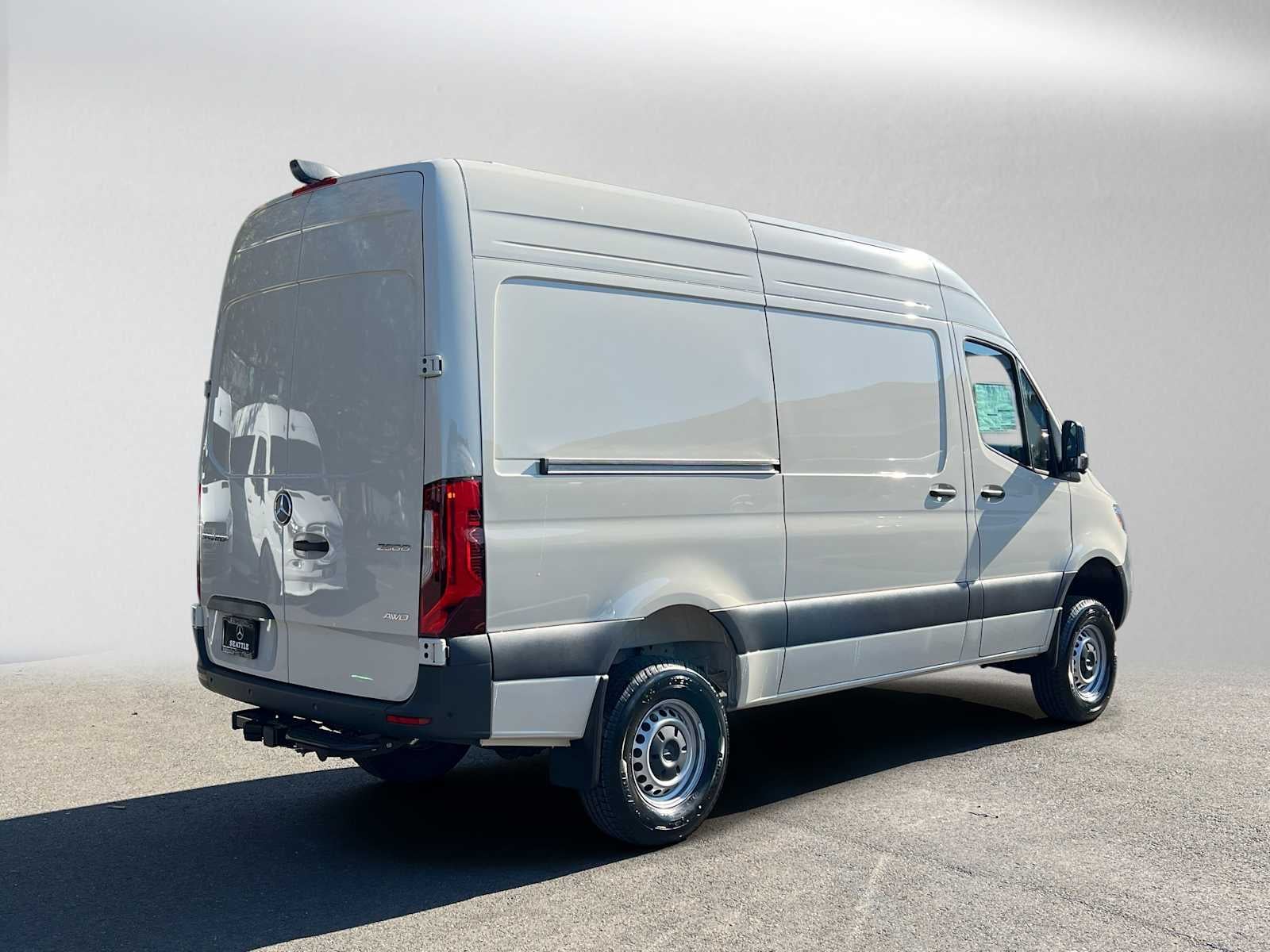 2027 Mercedes-Benz Sprinter Cargo 2500 Standard Roof I4 Diesel HO 144 AWD