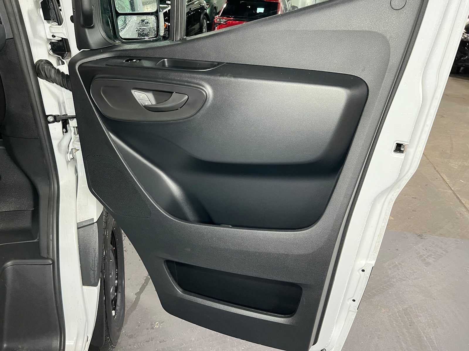 2025 Mercedes-Benz Sprinter Cargo Van 2500 Standard Roof I4 Diesel HO 144 AWD