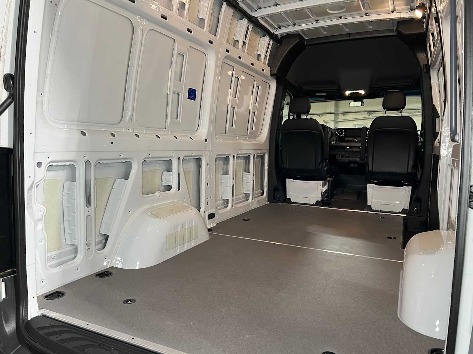 2025 Mercedes-Benz Sprinter Cargo Van 2500 Standard Roof I4 Diesel HO 144 AWD