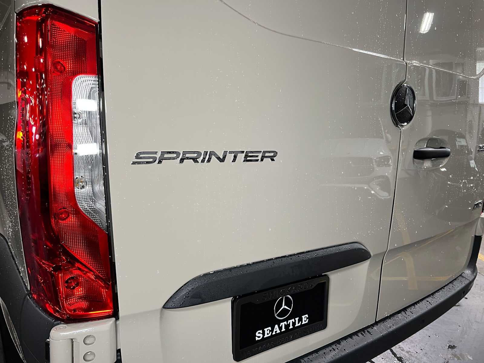2026 Mercedes-Benz Sprinter 2500 Standard Roof I4 Diesel HO 144 AWD