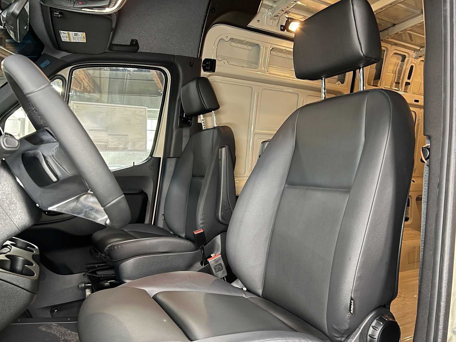 2026 Mercedes-Benz Sprinter 2500 Standard Roof I4 Diesel HO 144 AWD