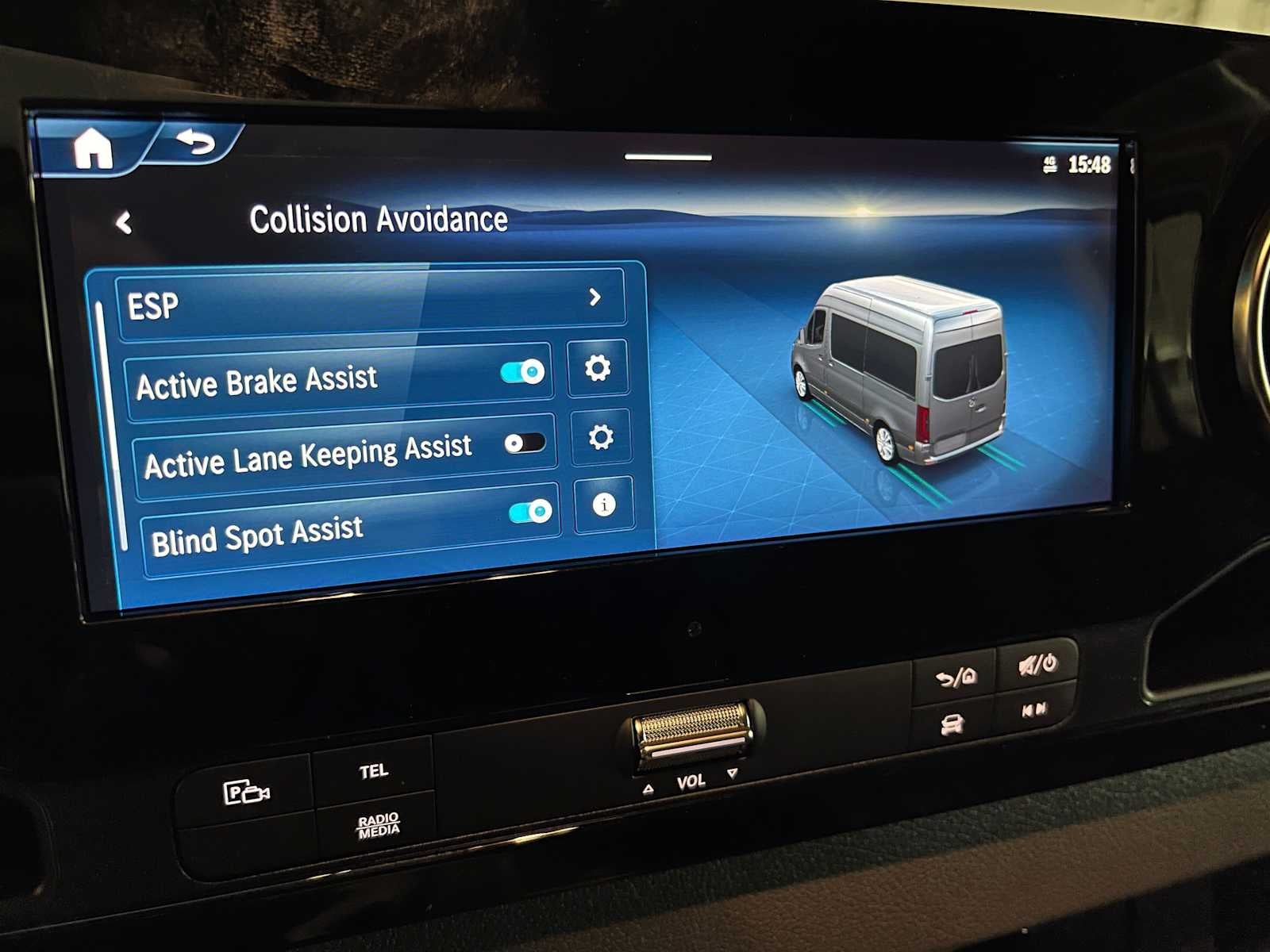2026 Mercedes-Benz Sprinter 2500 Standard Roof I4 Diesel HO 144 AWD