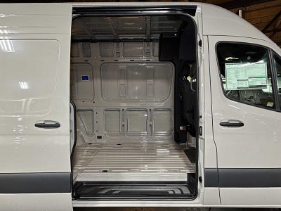 2026 Mercedes-Benz Sprinter 2500 Standard Roof I4 Diesel HO 144" AWD