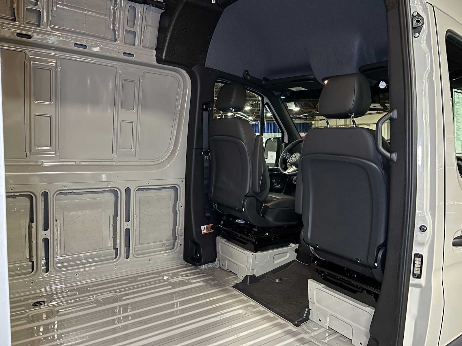 2026 Mercedes-Benz Sprinter 2500 Standard Roof I4 Diesel HO 144" AWD