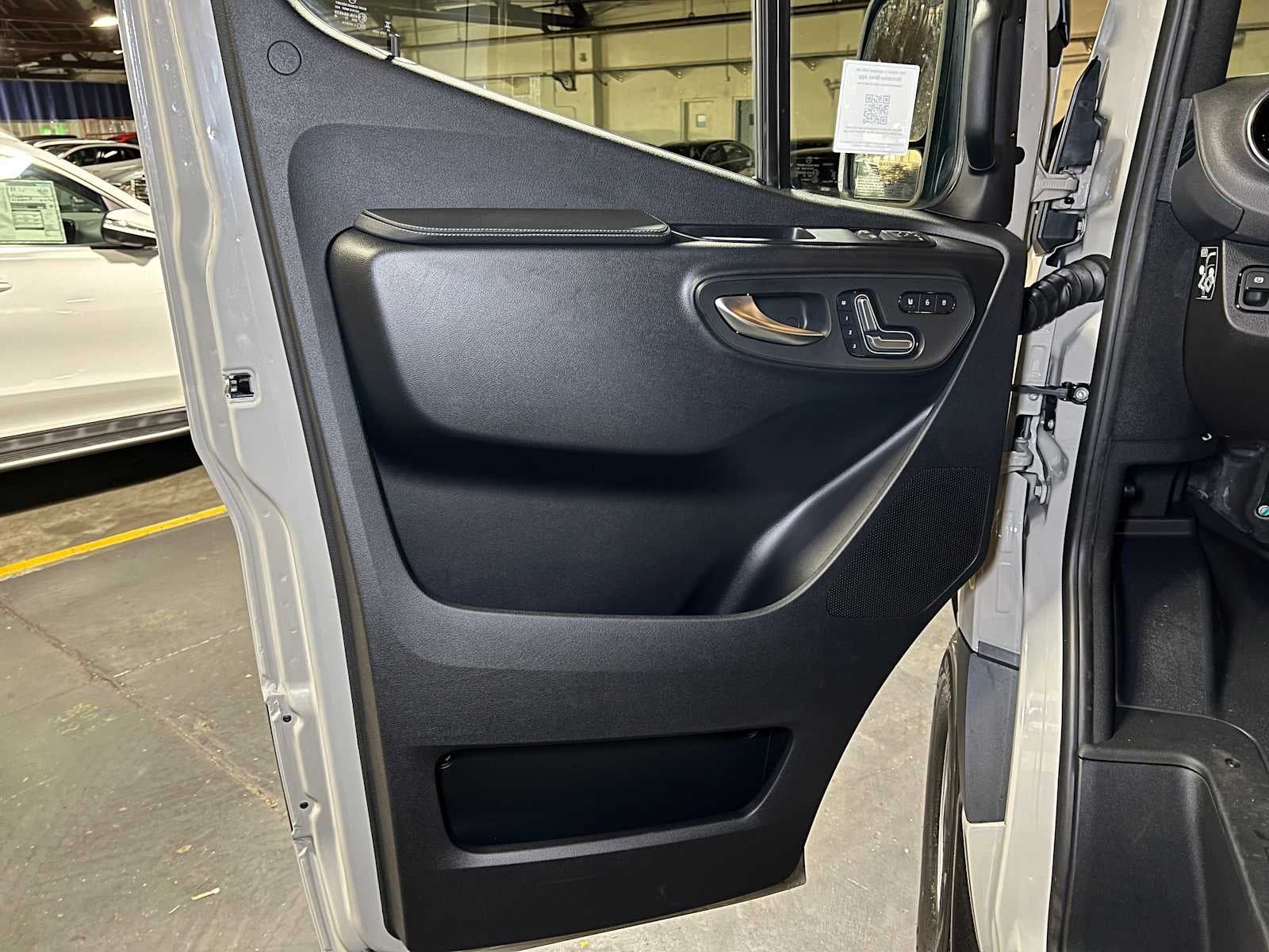 2026 Mercedes-Benz Sprinter 2500 Standard Roof I4 Diesel HO 144" AWD