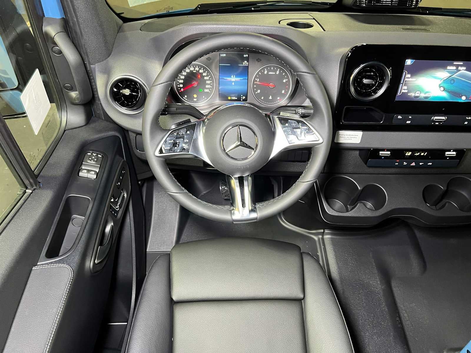 2027 Mercedes-Benz Sprinter Cargo 2500 Standard Roof I4 Diesel HO 144 AWD