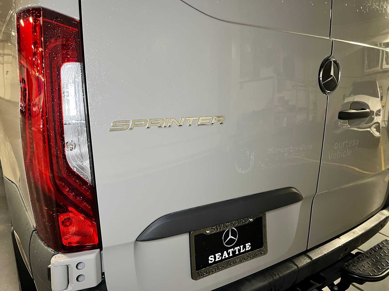2026 Mercedes-Benz Sprinter 2500 Standard Roof I4 Diesel HO 144 AWD