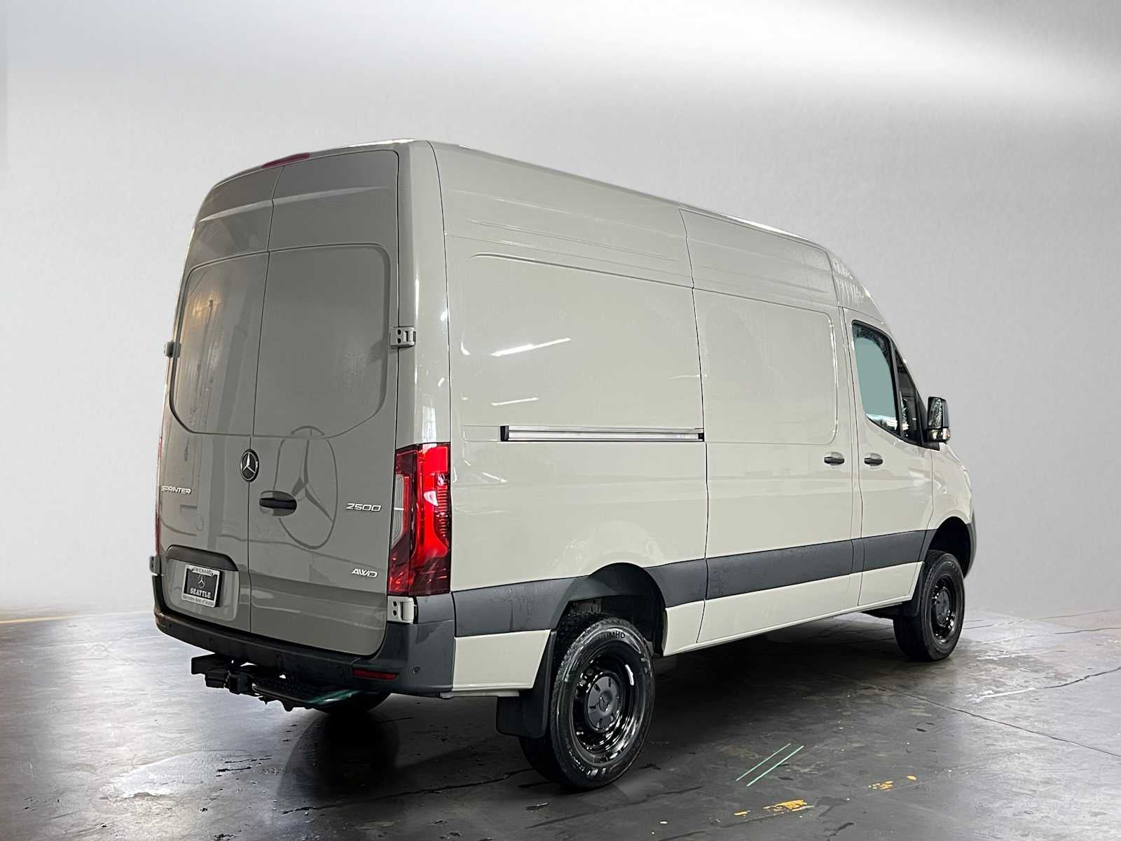 2026 Mercedes-Benz Sprinter 2500 Standard Roof I4 Diesel HO 144 AWD