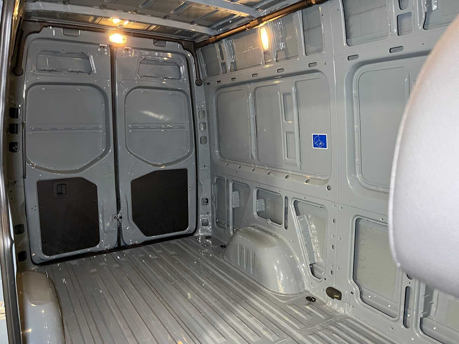 2026 Mercedes-Benz Sprinter 2500 Standard Roof I4 Diesel HO 144 AWD