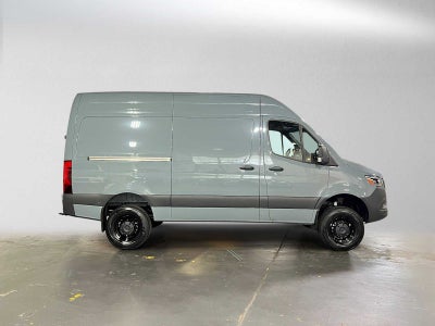 2026 Mercedes-Benz Sprinter 2500 Standard Roof I4 Diesel HO 144 AWD