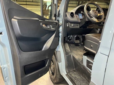 2026 Mercedes-Benz Sprinter 2500 Standard Roof I4 Diesel HO 144 AWD