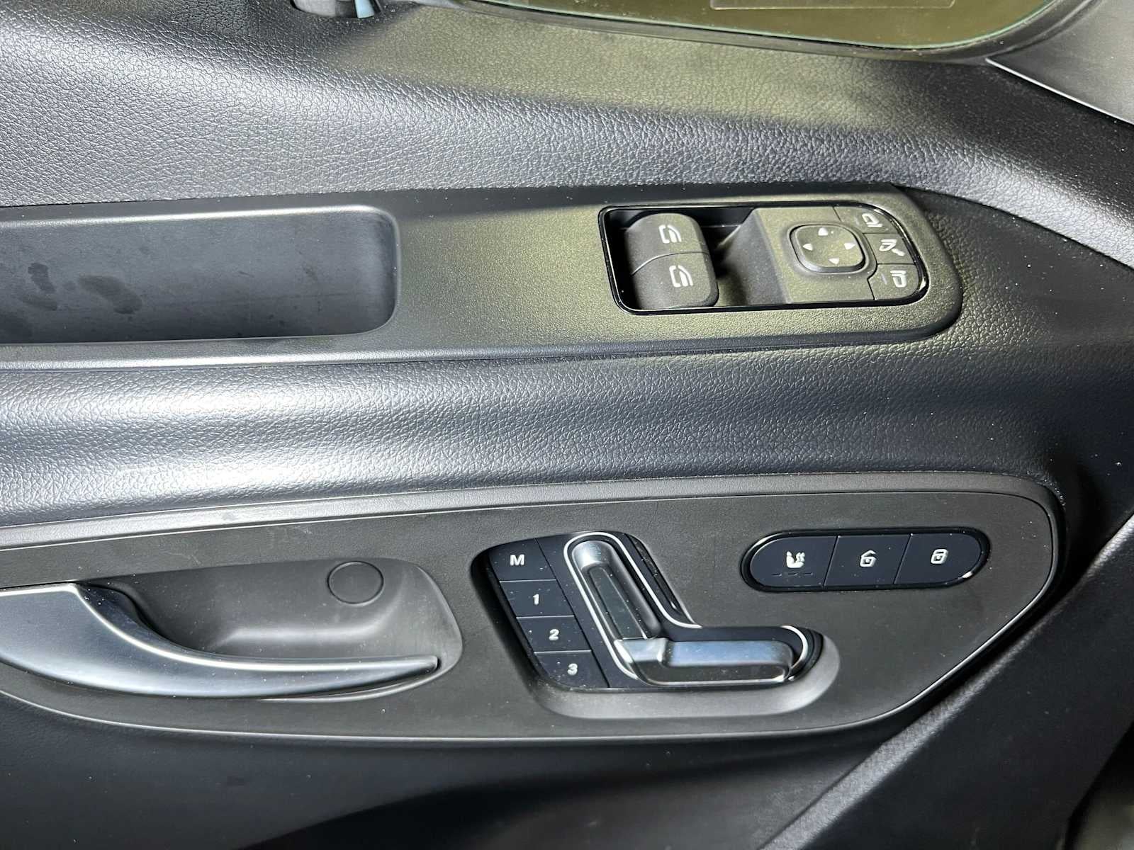 2026 Mercedes-Benz Sprinter 2500 Standard Roof I4 Diesel HO 144 AWD