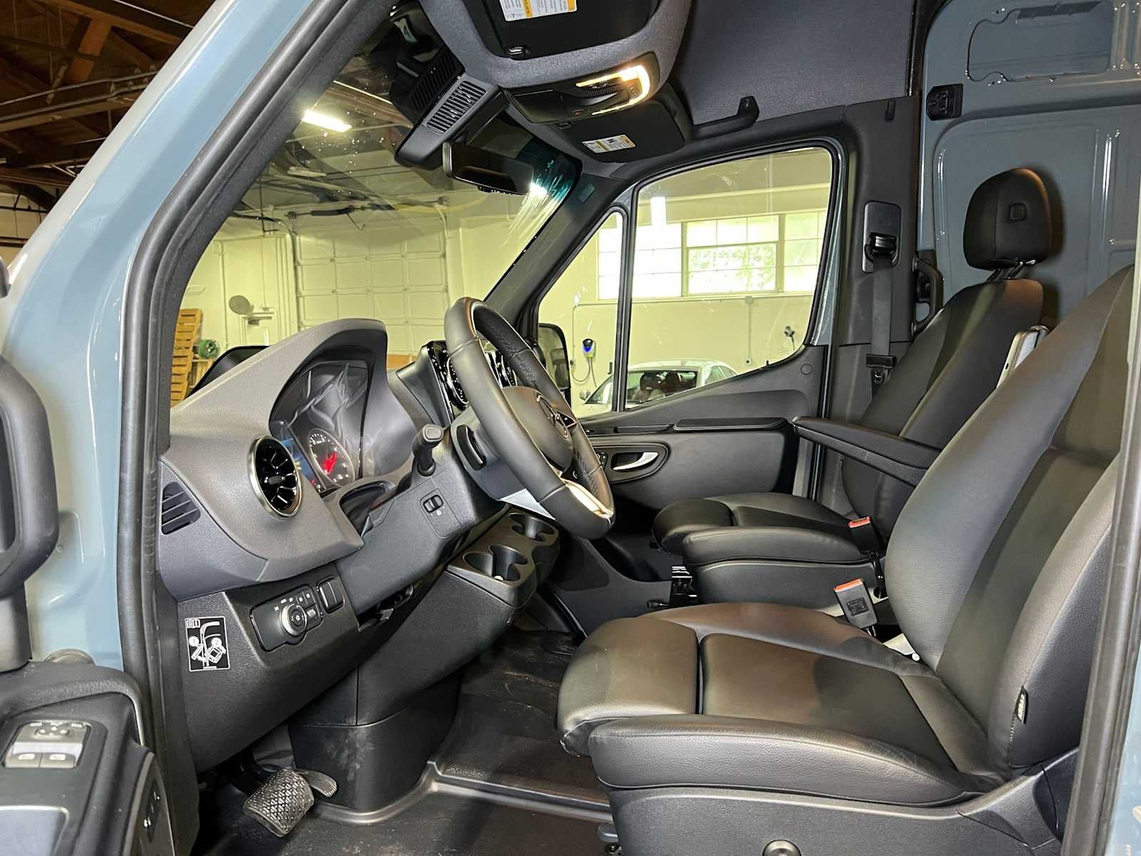 2026 Mercedes-Benz Sprinter 2500 Standard Roof I4 Diesel HO 144 AWD