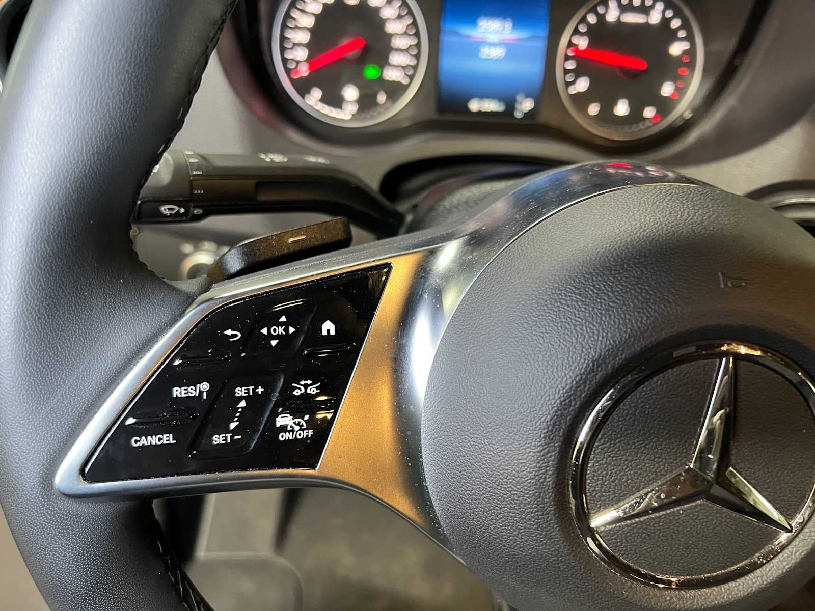 2026 Mercedes-Benz Sprinter 2500 Standard Roof I4 Diesel HO 144 AWD