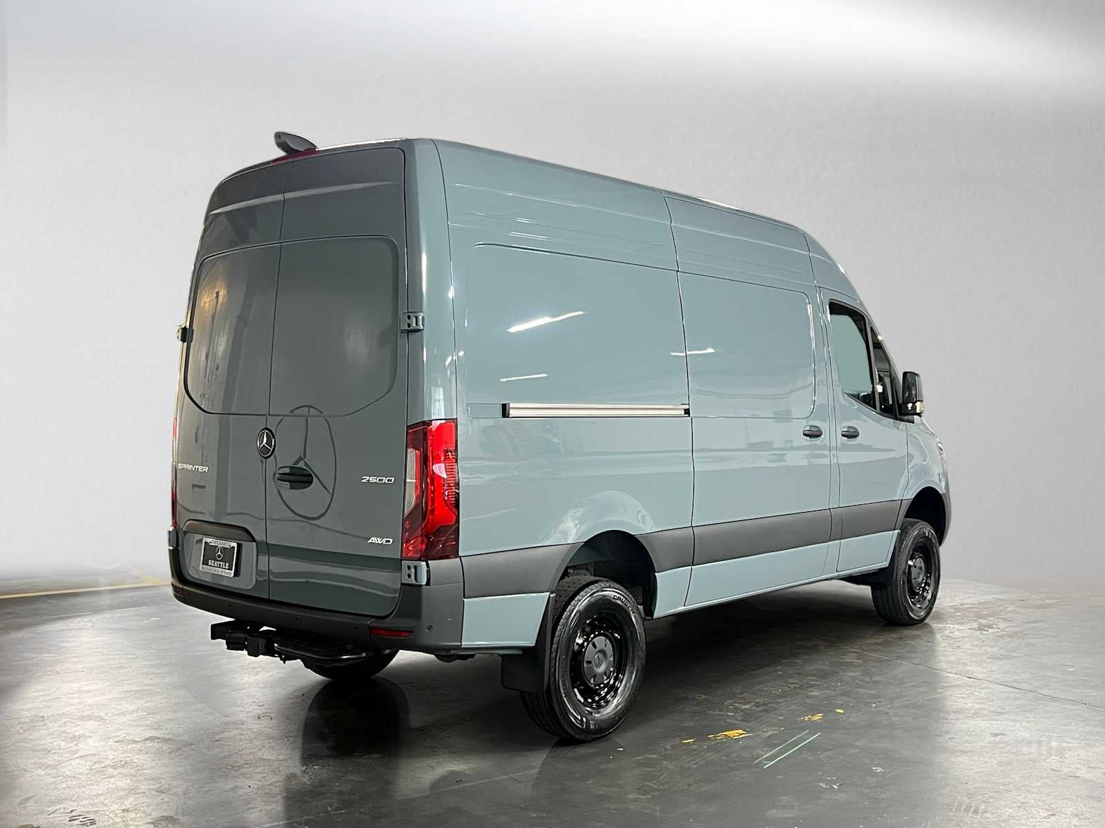 2026 Mercedes-Benz Sprinter 2500 Standard Roof I4 Diesel HO 144 AWD