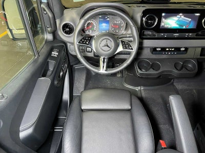 2026 Mercedes-Benz Sprinter 2500 Standard Roof I4 Diesel HO 144 AWD