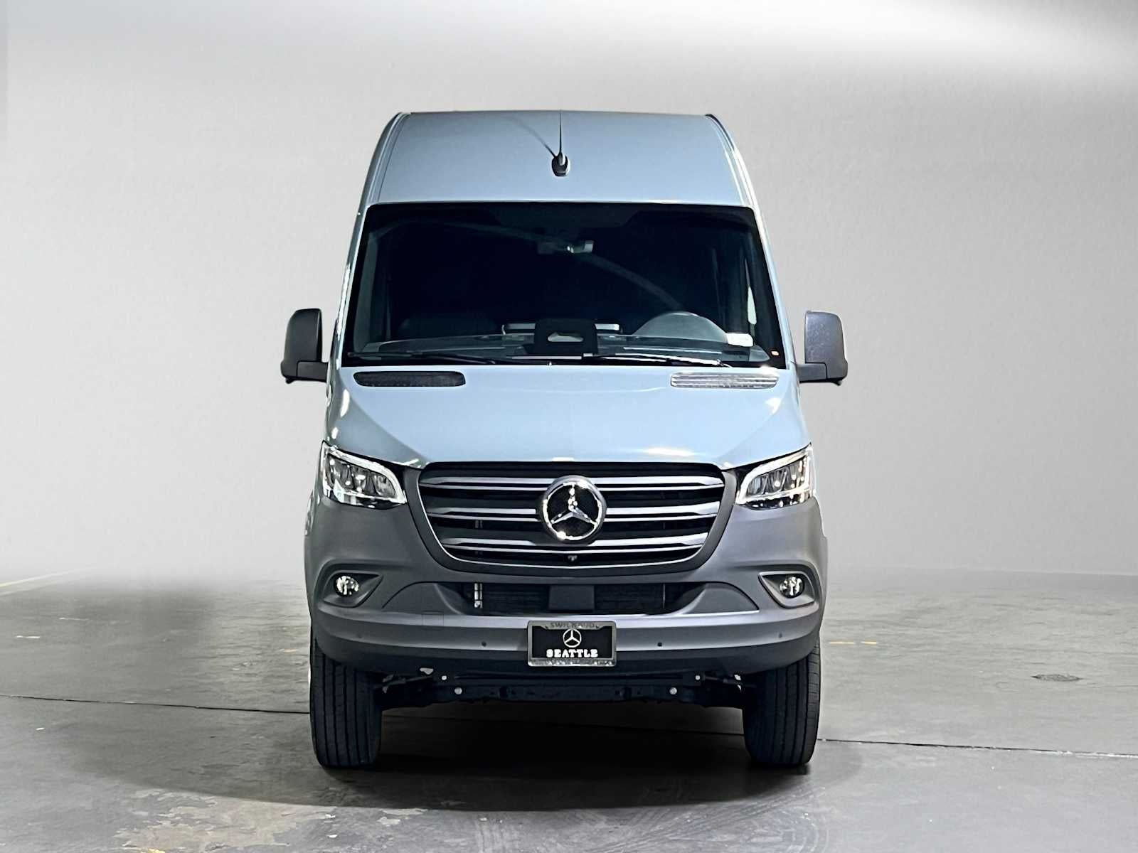 2026 Mercedes-Benz Sprinter 2500 Standard Roof I4 Diesel HO 144 AWD