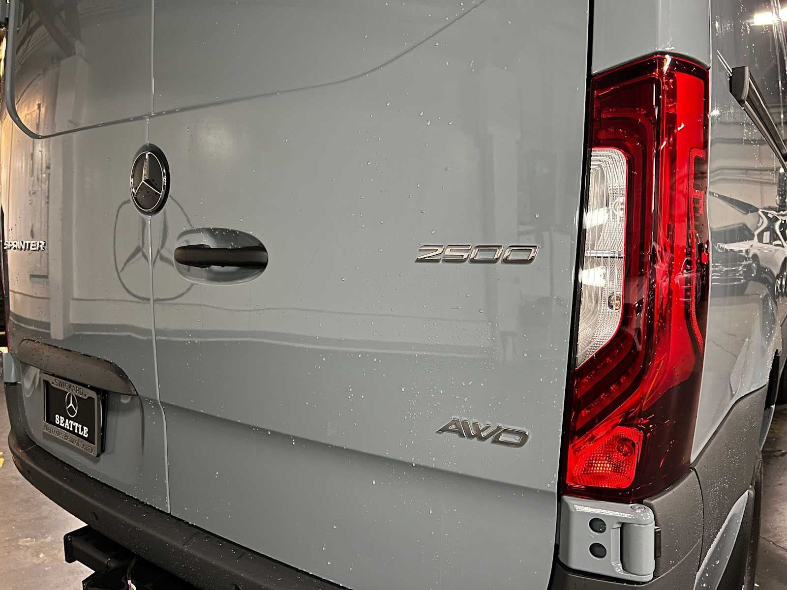 2026 Mercedes-Benz Sprinter 2500 Standard Roof I4 Diesel HO 144 AWD