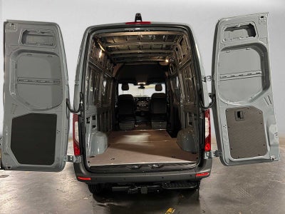 2026 Mercedes-Benz Sprinter 2500 Standard Roof I4 Diesel HO 144 AWD