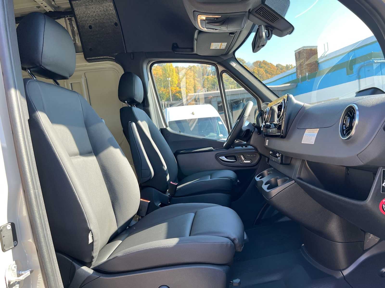 2027 Mercedes-Benz Sprinter Cargo 2500 Standard Roof I4 Diesel HO 144 AWD