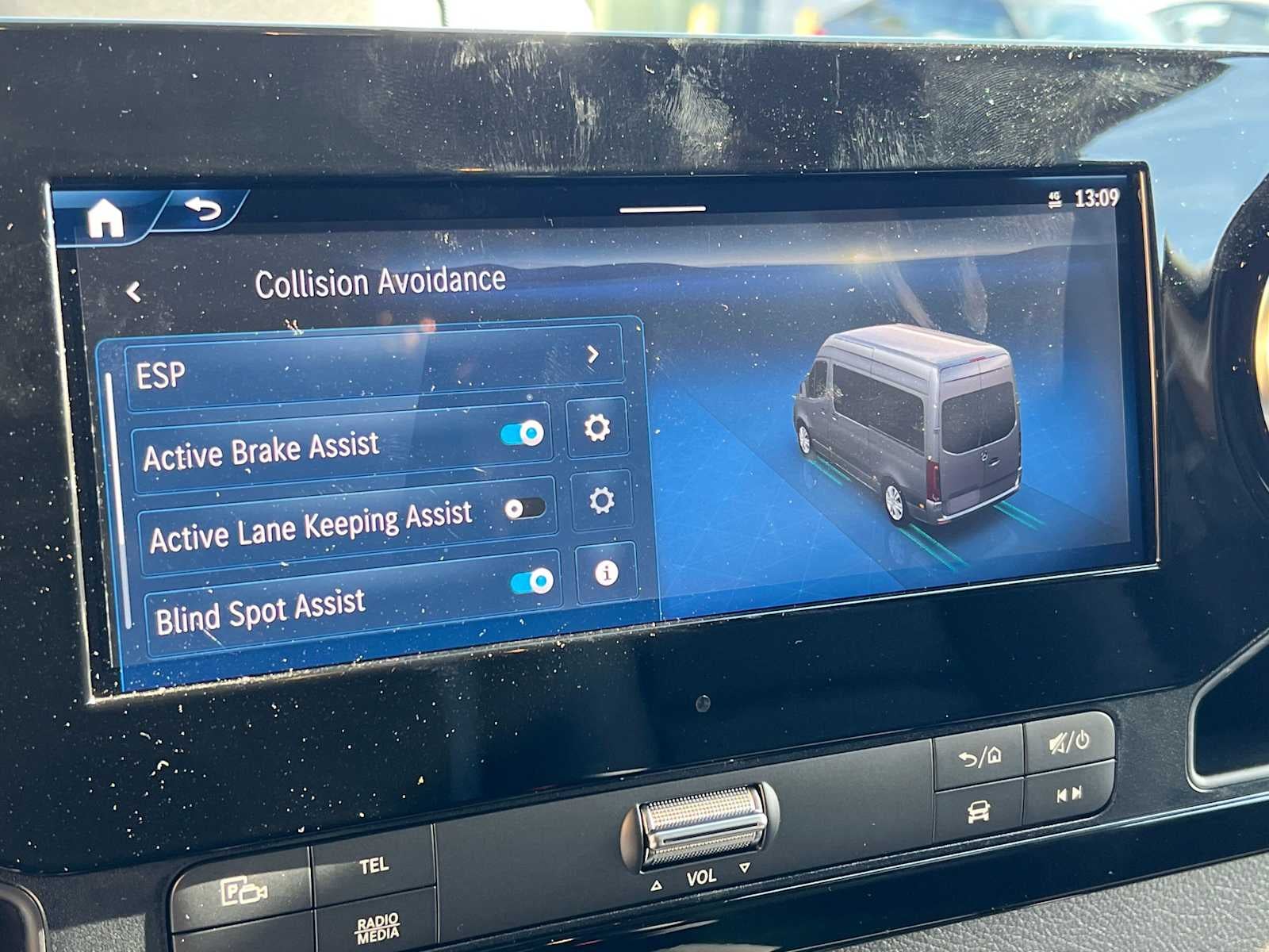 2027 Mercedes-Benz Sprinter Cargo 2500 Standard Roof I4 Diesel HO 144 AWD
