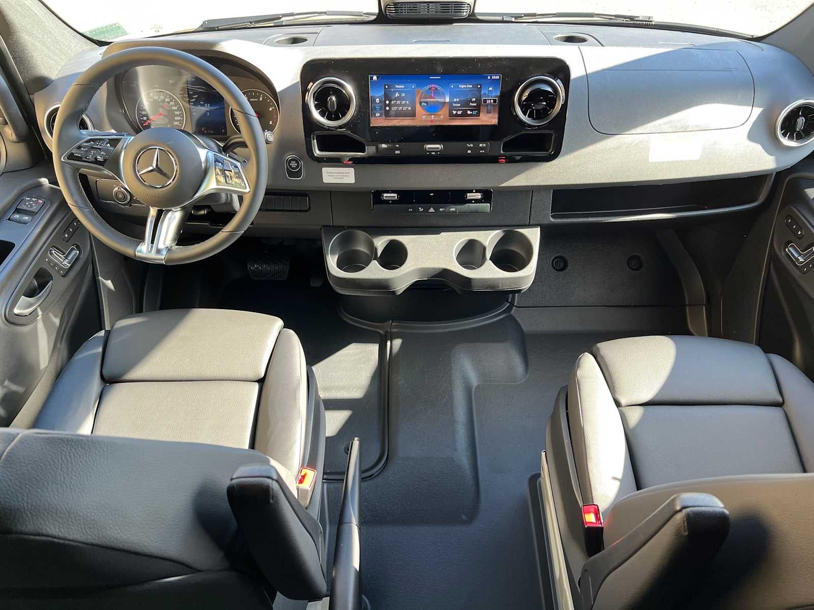 2027 Mercedes-Benz Sprinter Cargo 2500 Standard Roof I4 Diesel HO 144 AWD