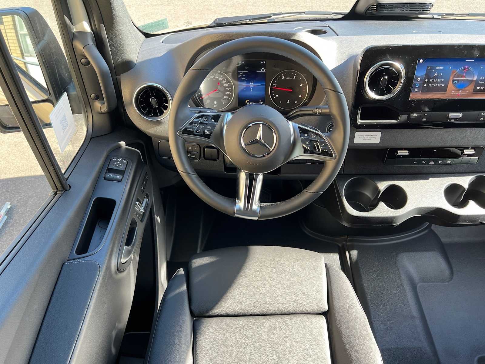 2027 Mercedes-Benz Sprinter Cargo 2500 Standard Roof I4 Diesel HO 144 AWD