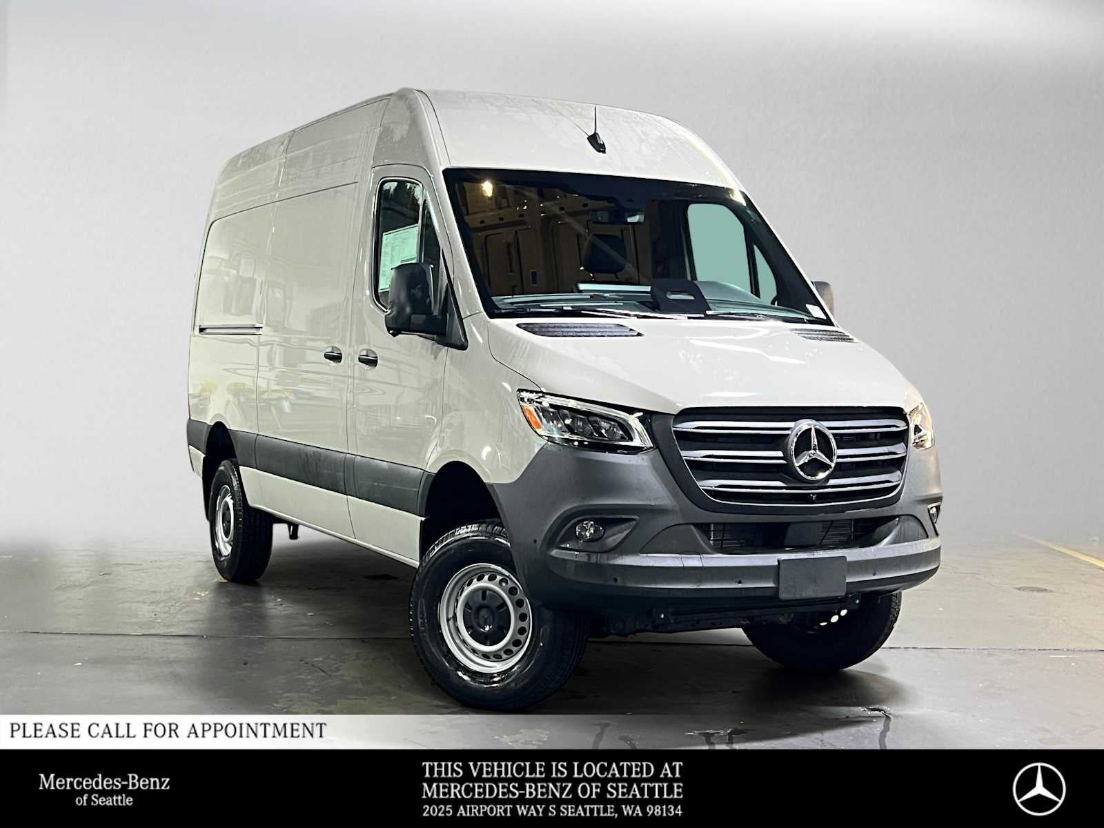 2027 Mercedes-Benz Sprinter Cargo 2500 Standard Roof I4 Diesel HO 144 AWD