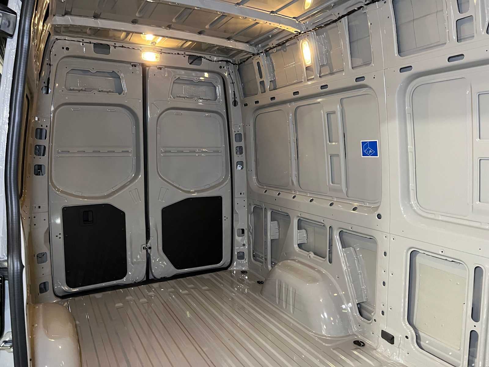 2027 Mercedes-Benz Sprinter Cargo 2500 Standard Roof I4 Diesel HO 144 AWD