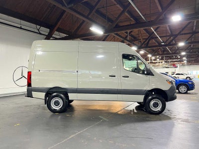 2027 Mercedes-Benz Sprinter Cargo 2500 Standard Roof I4 Diesel HO 144 AWD