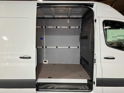 2026 Mercedes-Benz Sprinter 2500 High Roof I4 Diesel HO 170" RWD
