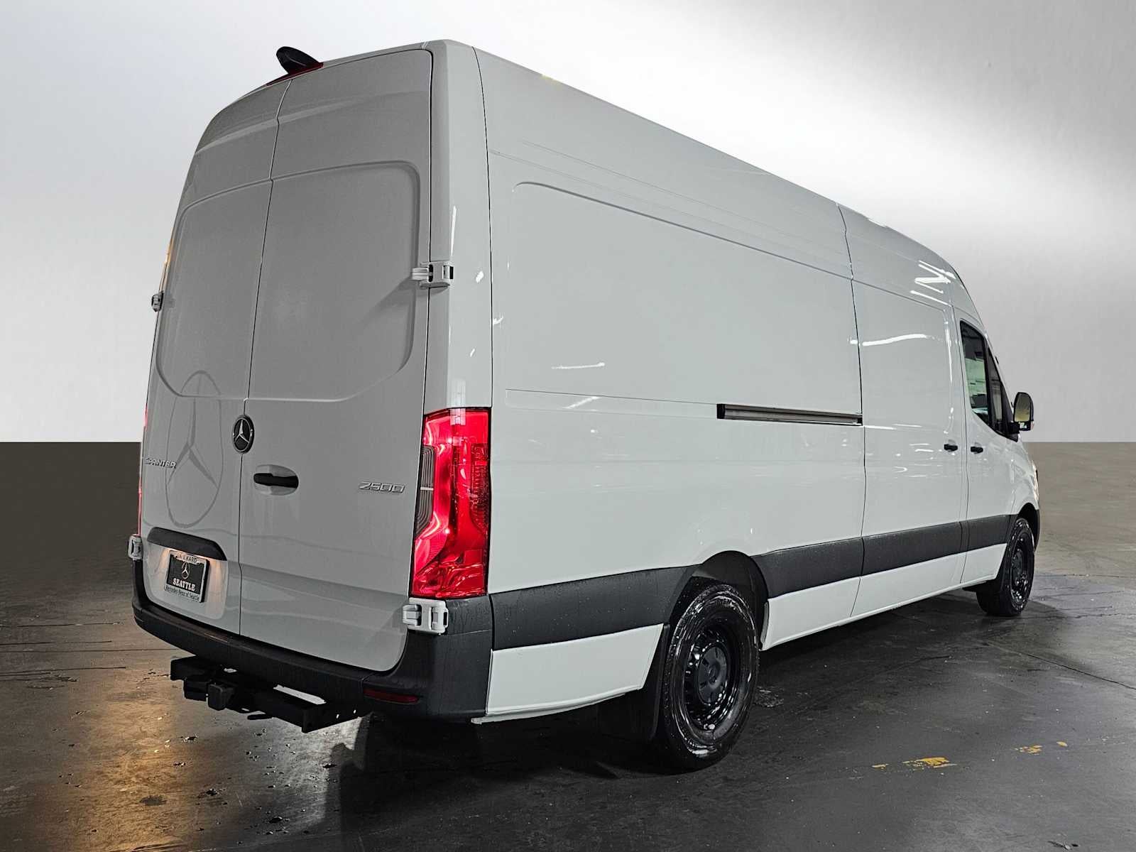 2025 Mercedes-Benz Sprinter Cargo Van 2500 High Roof I4 Diesel HO 170 RWD
