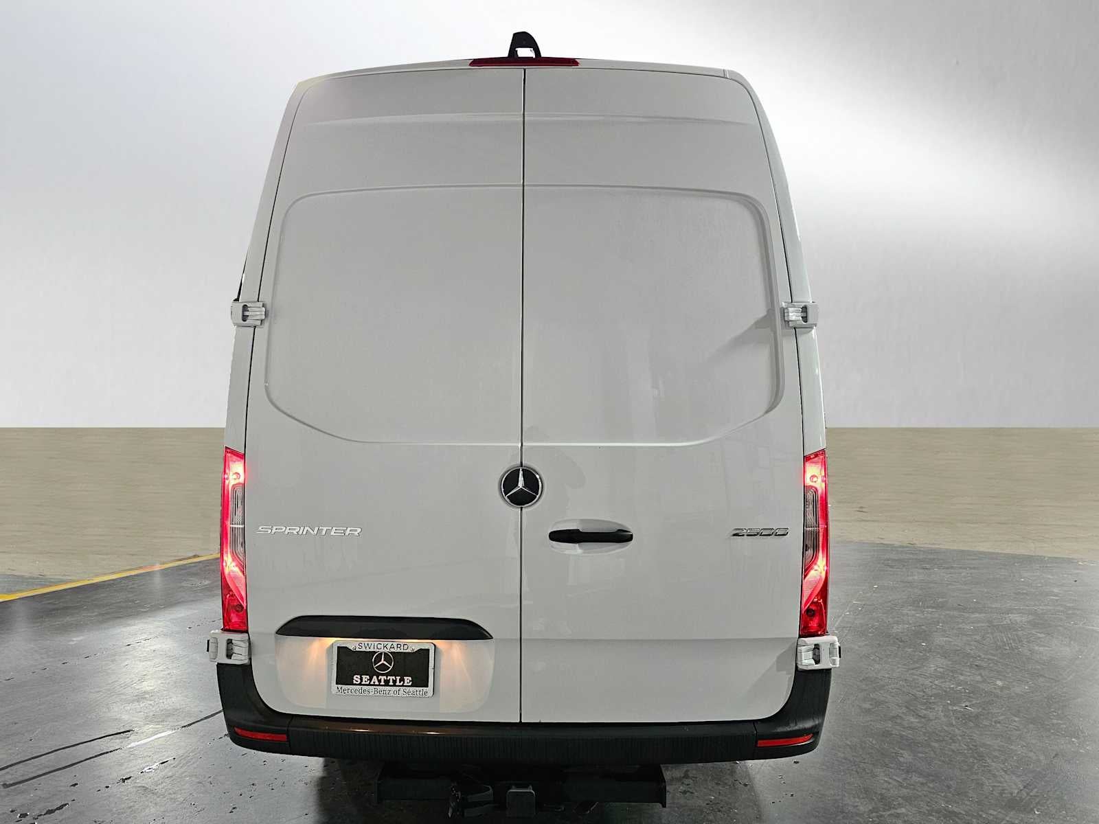 2025 Mercedes-Benz Sprinter Cargo Van 2500 High Roof I4 Diesel HO 170 RWD