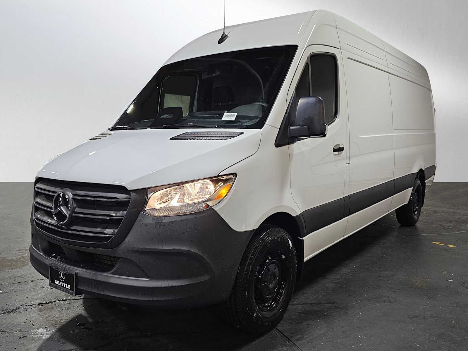 2025 Mercedes-Benz Sprinter Cargo Van 2500 High Roof I4 Diesel HO 170 RWD