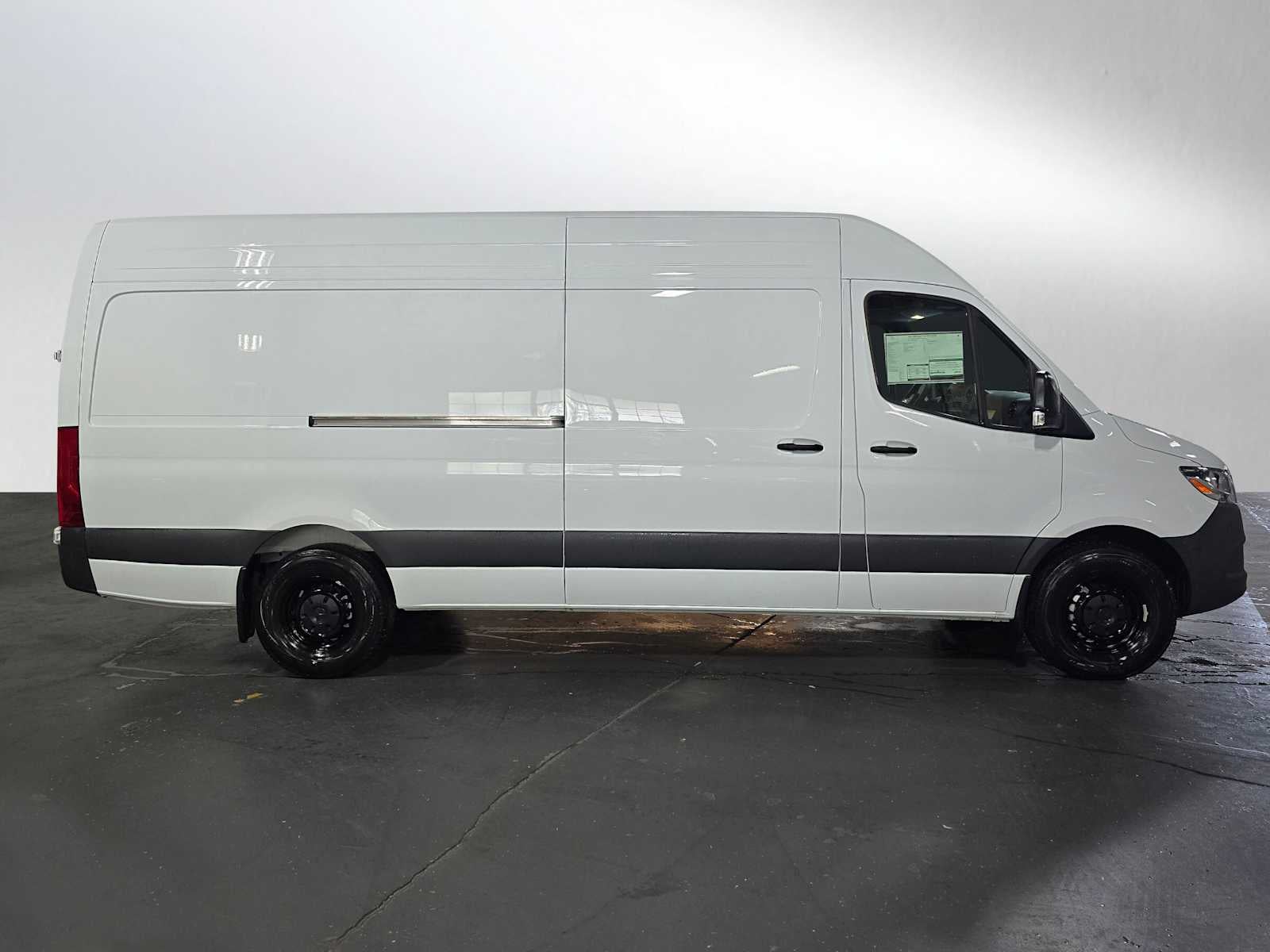 2025 Mercedes-Benz Sprinter Cargo Van 2500 High Roof I4 Diesel HO 170 RWD
