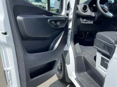 2026 Mercedes-Benz Sprinter 2500 High Roof I4 Diesel HO 170 RWD