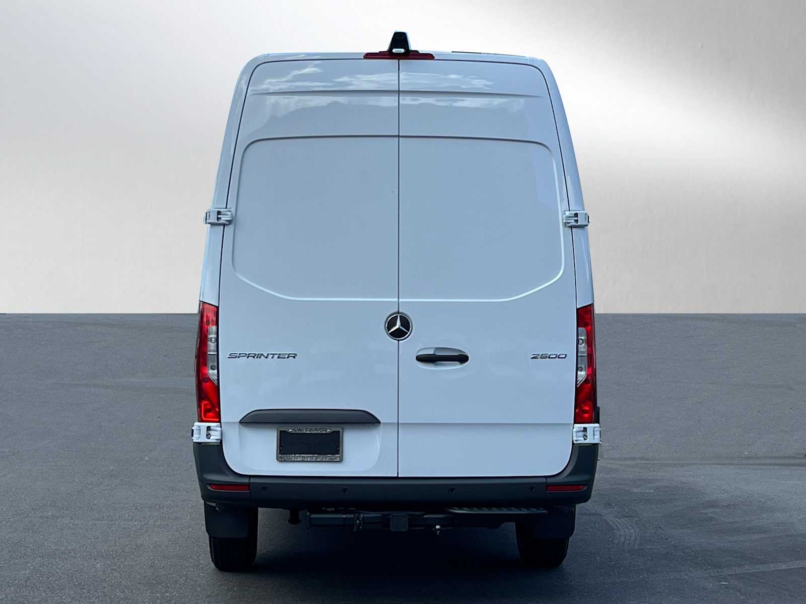 2026 Mercedes-Benz Sprinter 2500 High Roof I4 Diesel HO 170 RWD
