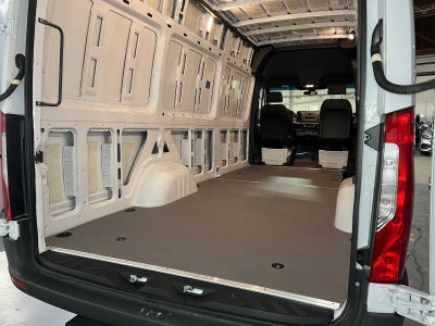 2025 Mercedes-Benz Sprinter Cargo Van 2500 High Roof I4 Diesel HO 170 RWD