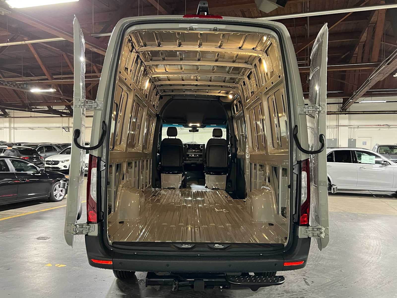 2026 Mercedes-Benz Sprinter 2500 High Roof I4 Diesel HO 170 AWD