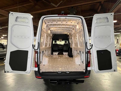 2026 Mercedes-Benz Sprinter 2500 High Roof I4 Diesel HO 170 AWD