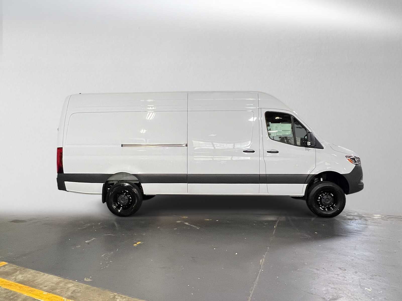 2026 Mercedes-Benz Sprinter 2500 High Roof I4 Diesel HO 170 AWD