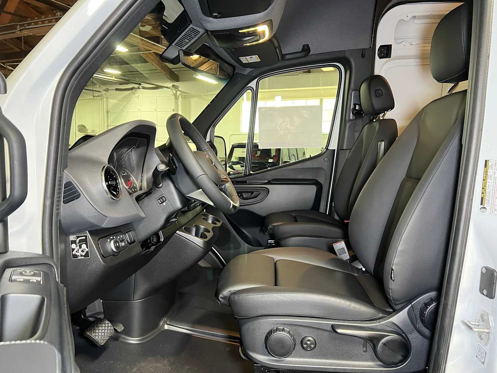 2026 Mercedes-Benz Sprinter 2500 High Roof I4 Diesel HO 170 AWD