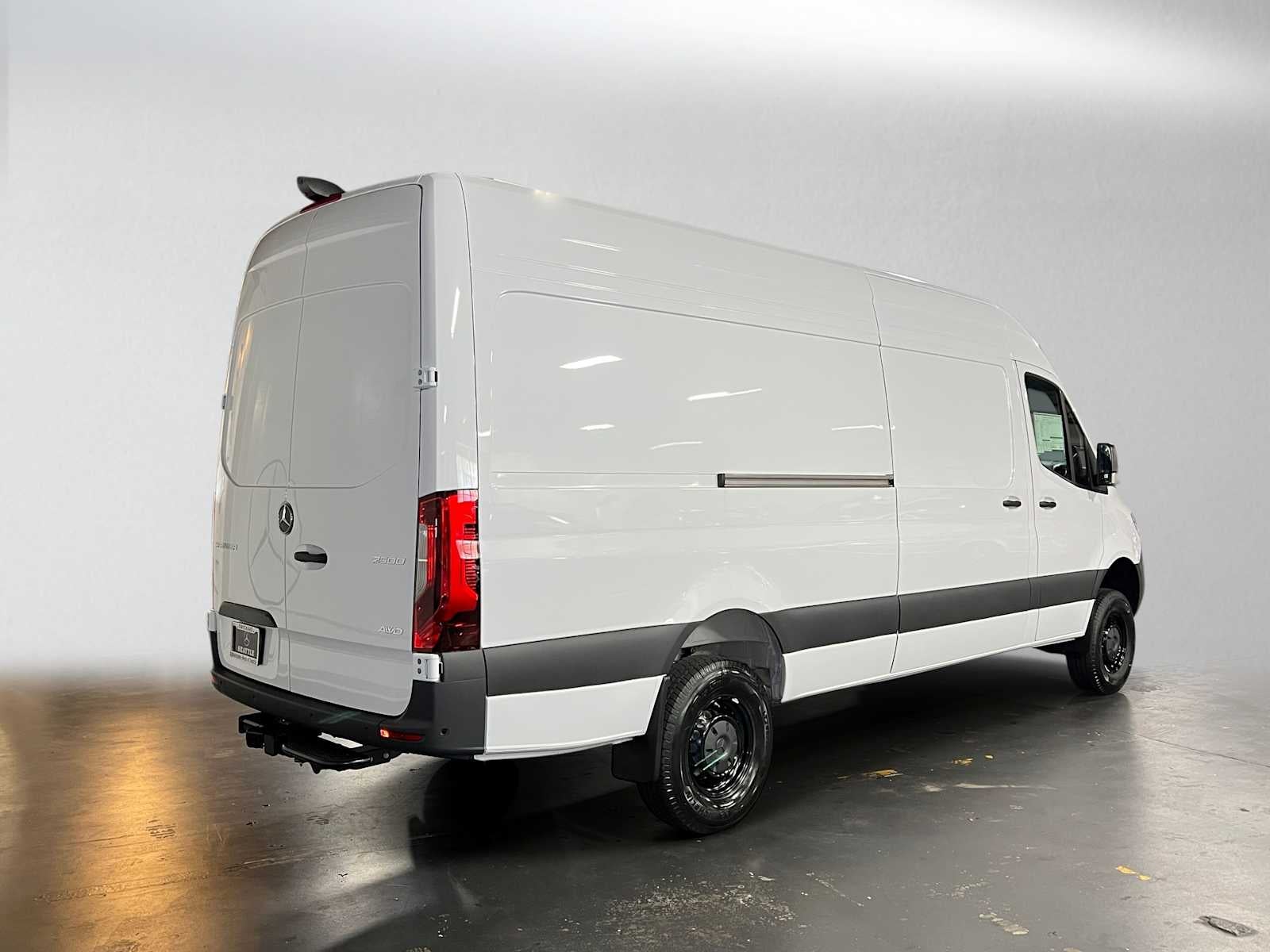2026 Mercedes-Benz Sprinter 2500 High Roof I4 Diesel HO 170 AWD