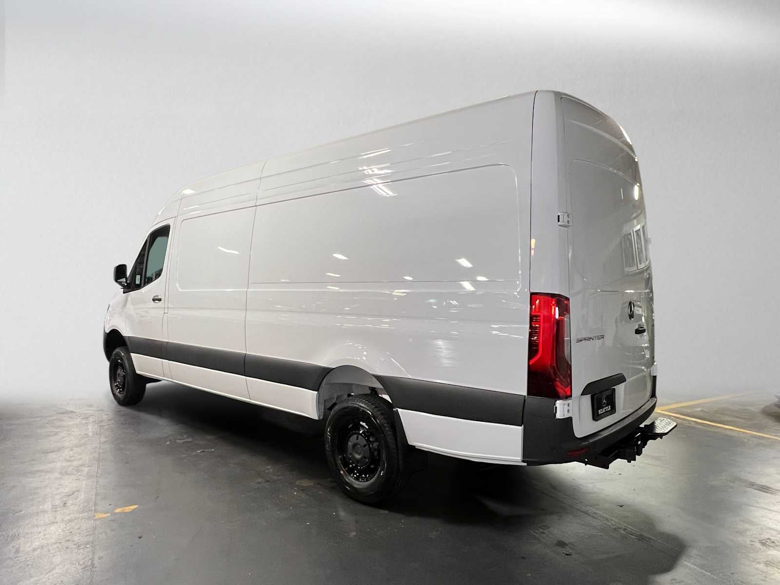 2026 Mercedes-Benz Sprinter 2500 High Roof I4 Diesel HO 170 AWD