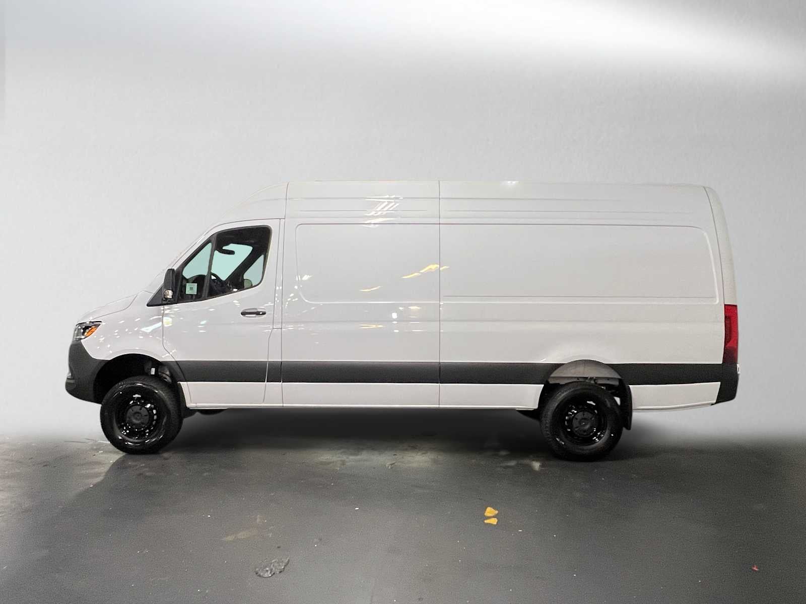 2026 Mercedes-Benz Sprinter 2500 High Roof I4 Diesel HO 170 AWD